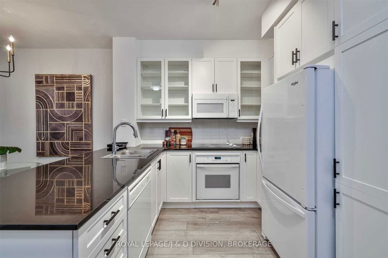 Preview image for 25 Scrivener Sq #317, Toronto