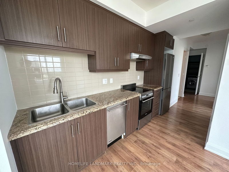 Preview image for 68 Canterbury Pl #1709, Toronto