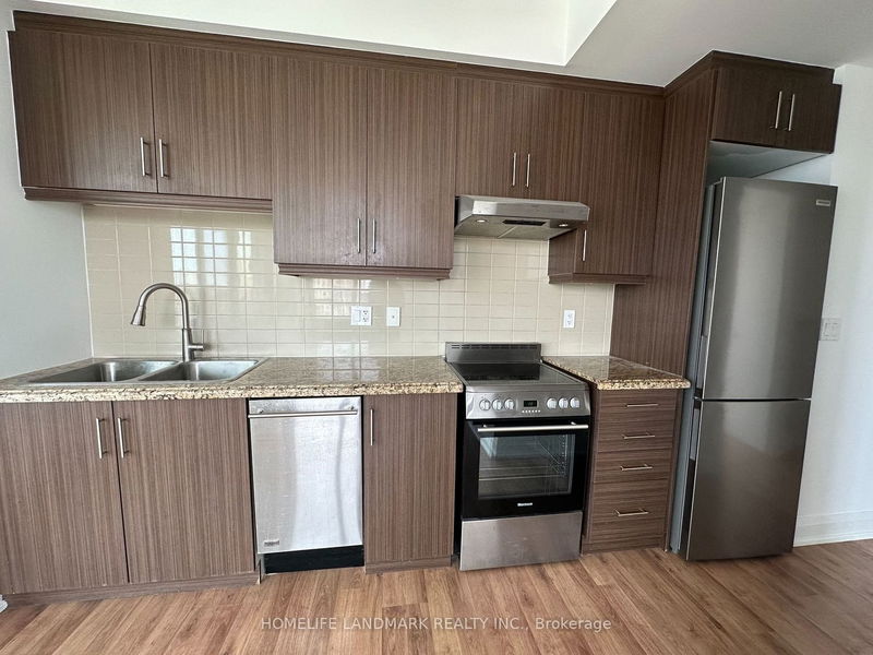 Preview image for 68 Canterbury Pl #1709, Toronto