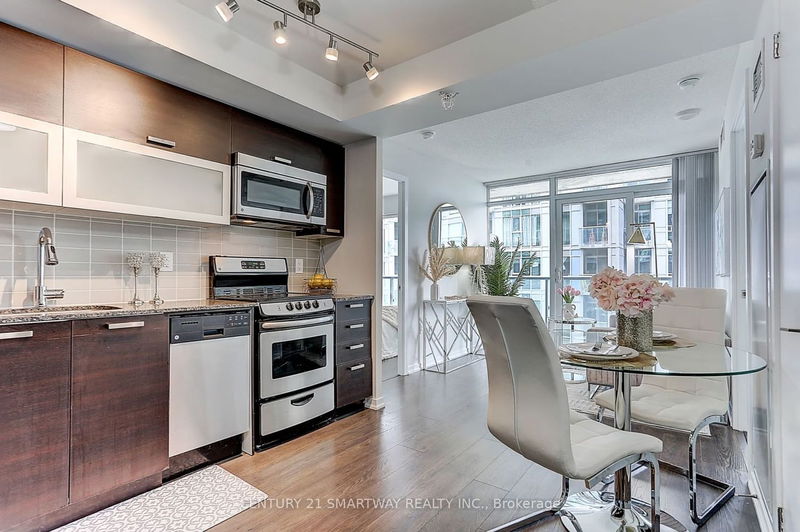 Preview image for 36 Lisgar St #1111, Toronto