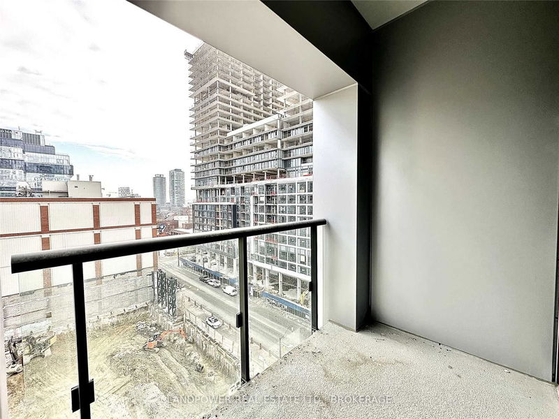 Preview image for 158 Front St E #913, Toronto