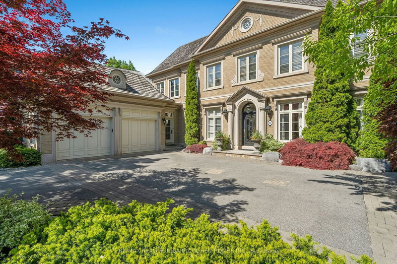 Preview image for 24 Lauderdale Dr, Toronto