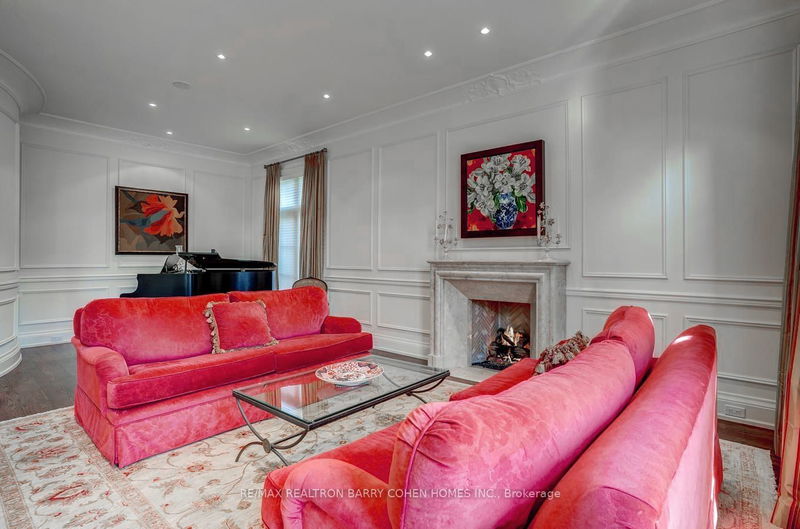 Preview image for 24 Lauderdale Dr, Toronto