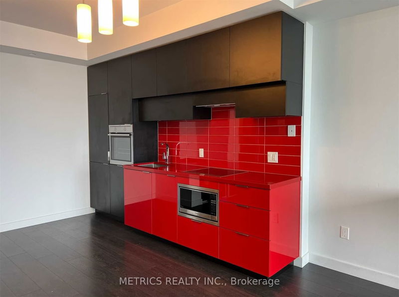 Preview image for 8 Eglinton Ave E #3707, Toronto