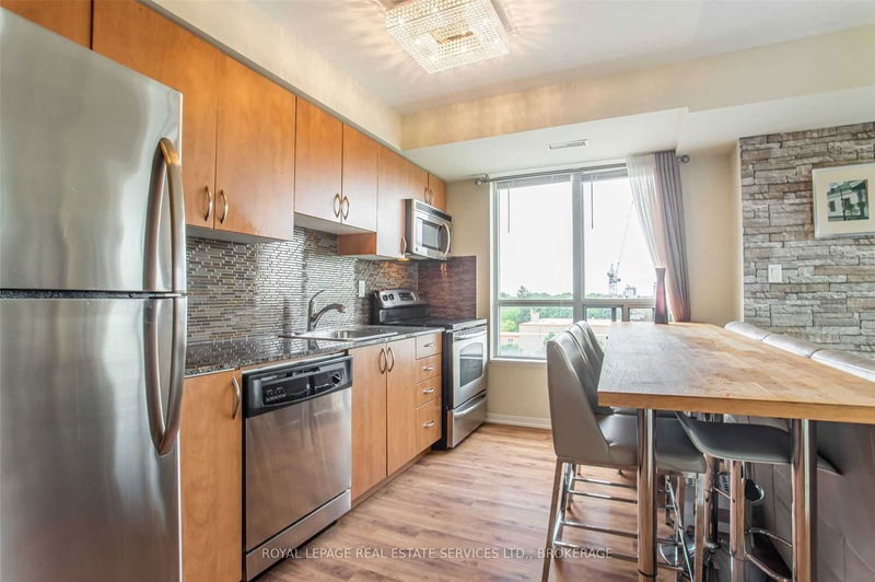Preview image for 801 Sheppard Ave #806, Toronto