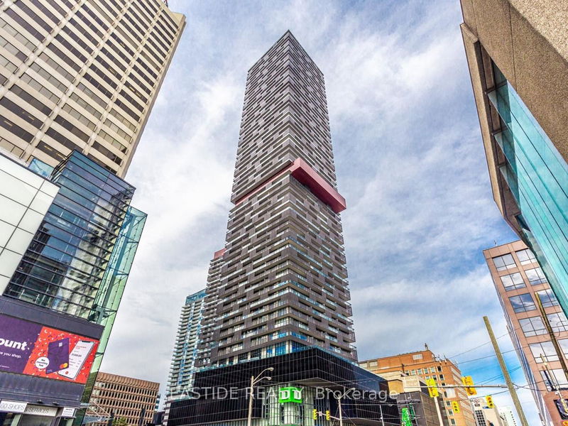 Preview image for 8 Eglinton Ave E #2408, Toronto