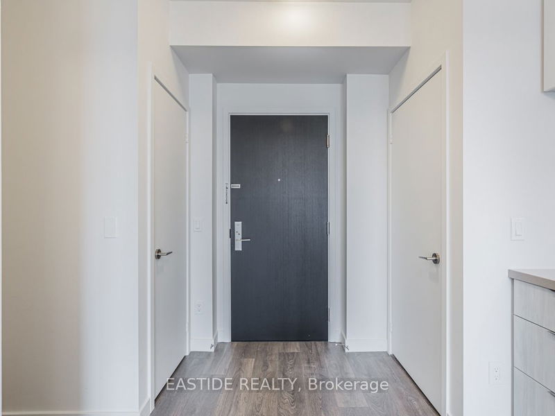 Preview image for 8 Eglinton Ave E #2408, Toronto