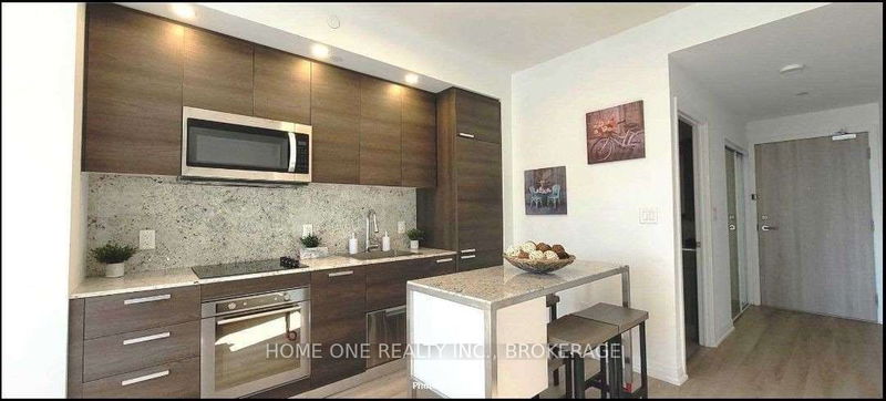 Preview image for 75 Canterbury Pl #506, Toronto