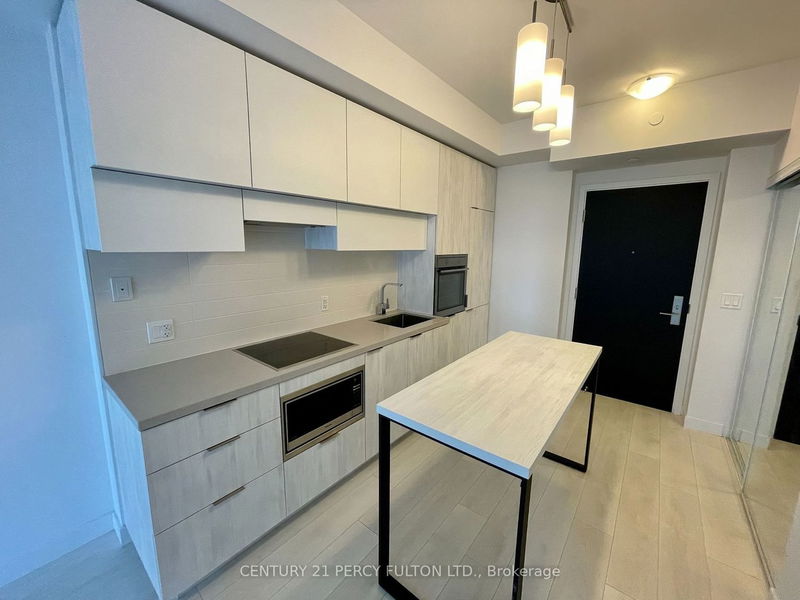 Preview image for 8 Eglinton Ave E #1303, Toronto