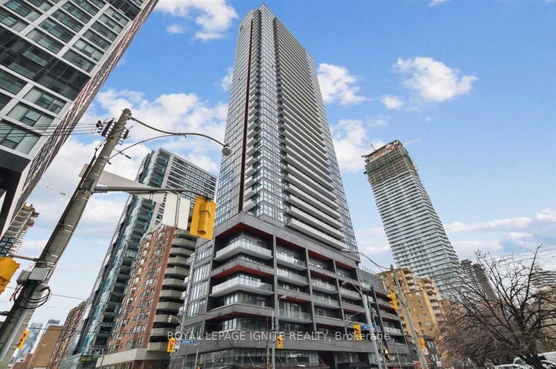 Preview image for 159 Dundas St E #2704, Toronto