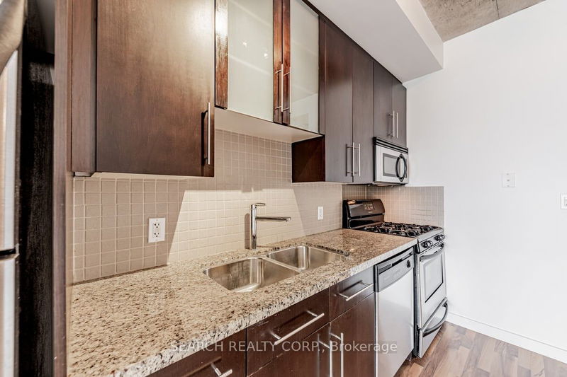 Preview image for 1 Shaw St #524, Toronto