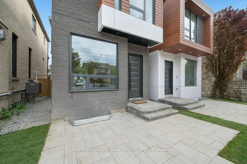 Preview image for 511 Woburn Ave, Toronto