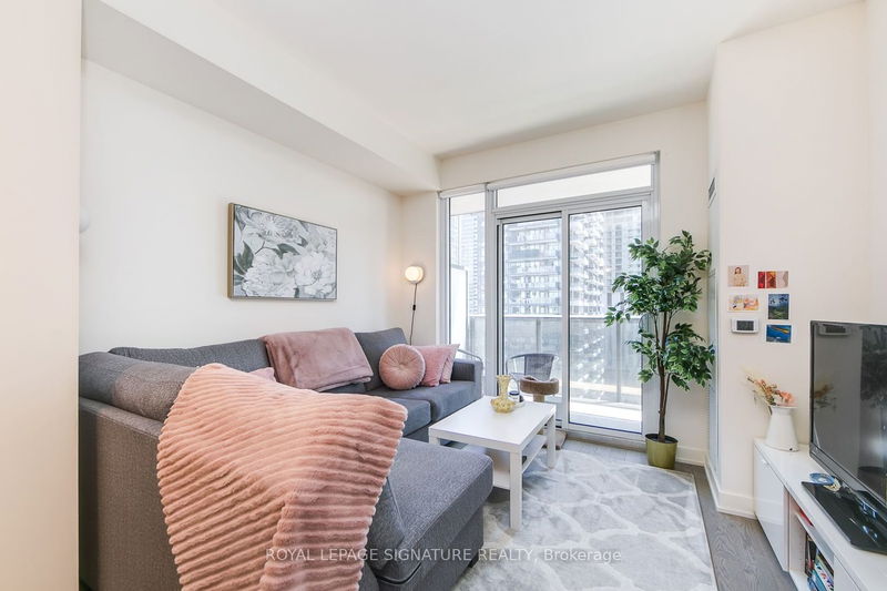 Preview image for 330 Richmond St W #2617, Toronto