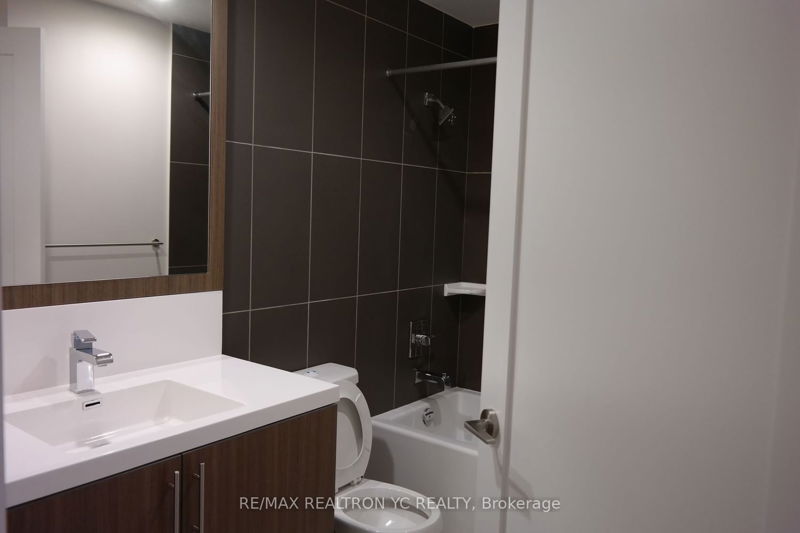 Preview image for 2 Anndale Dr #1910, Toronto