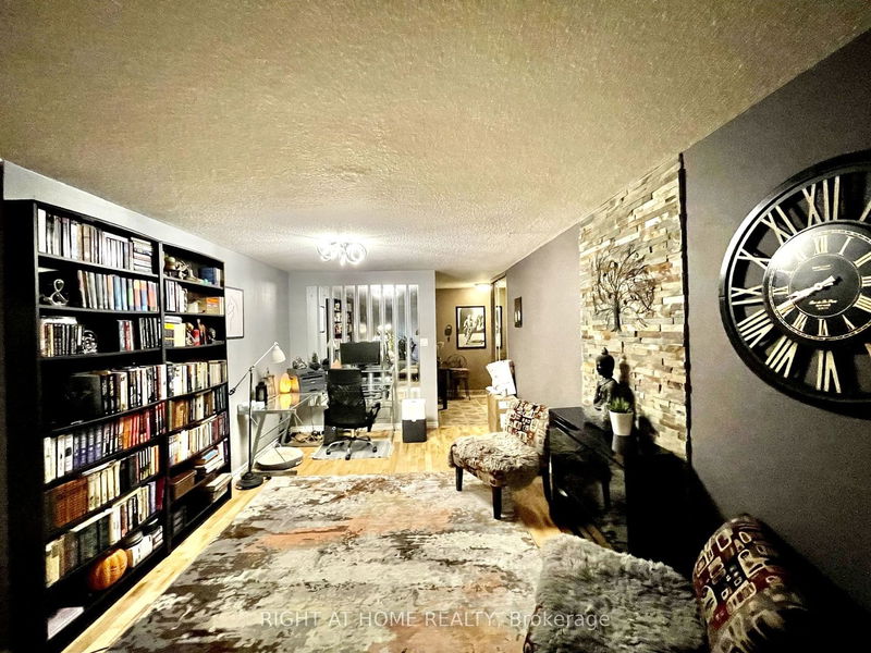 Preview image for 10 Tangreen Crt #506, Toronto