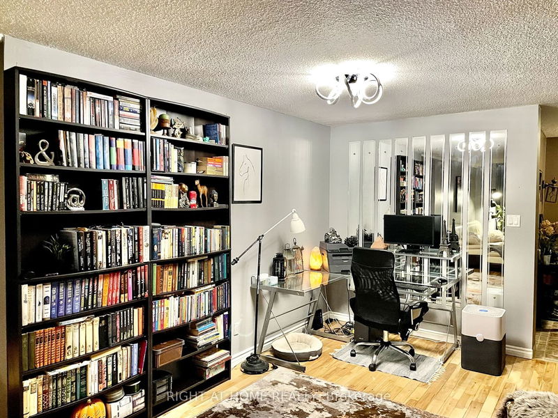 Preview image for 10 Tangreen Crt #506, Toronto