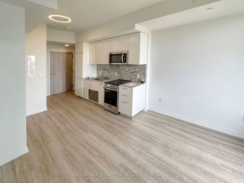 Preview image for 75 Canterbury Pl E #1710, Toronto