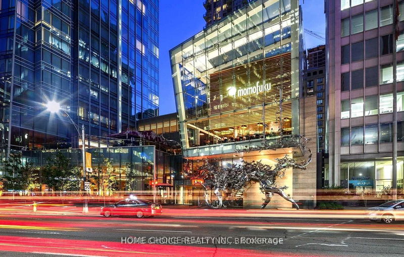 Preview image for 180 University Ave #2104, Toronto