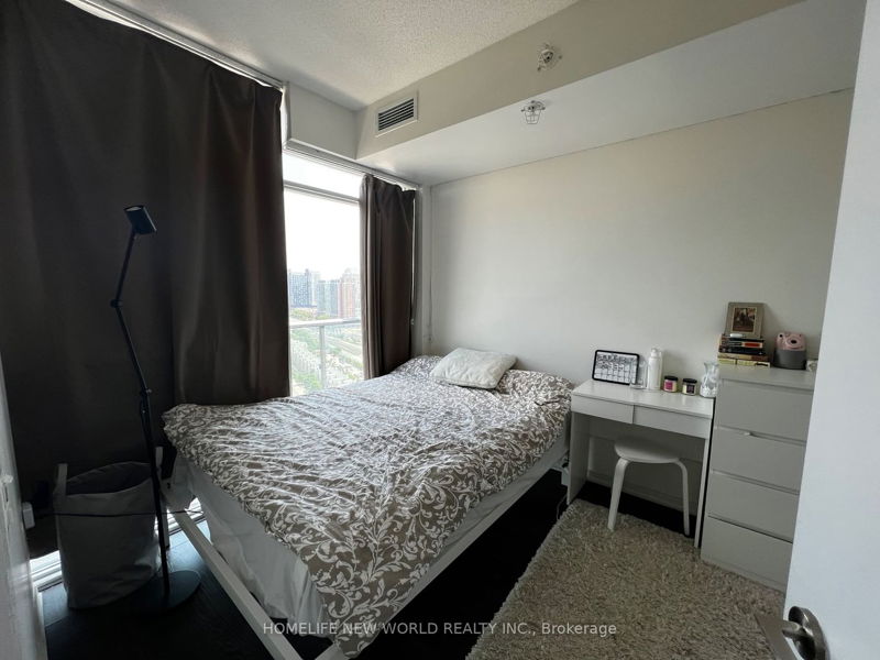 Preview image for 36 Lisgar St #Ph16E, Toronto