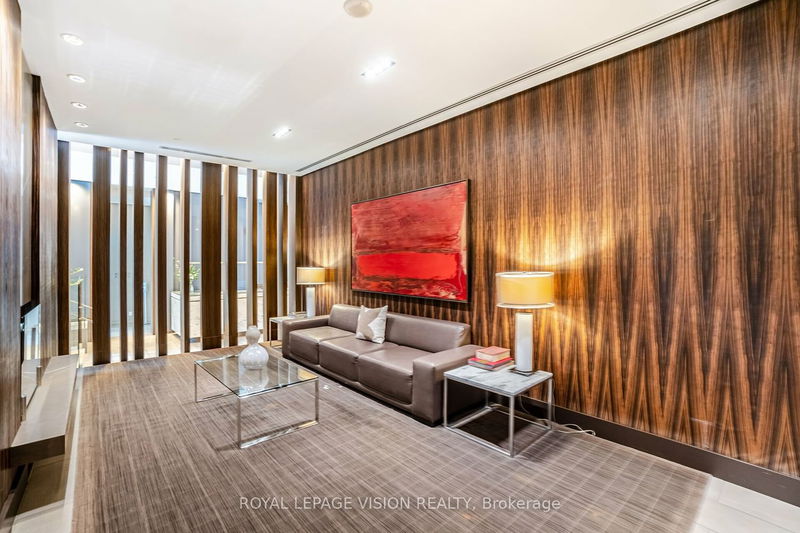 Preview image for 33 Lombard St #313, Toronto