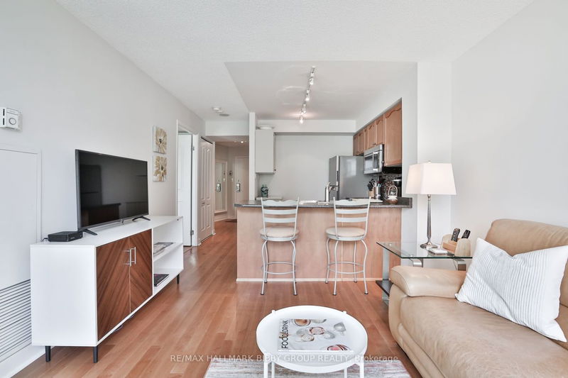 Preview image for 650 Queens Quay N/A W #519, Toronto