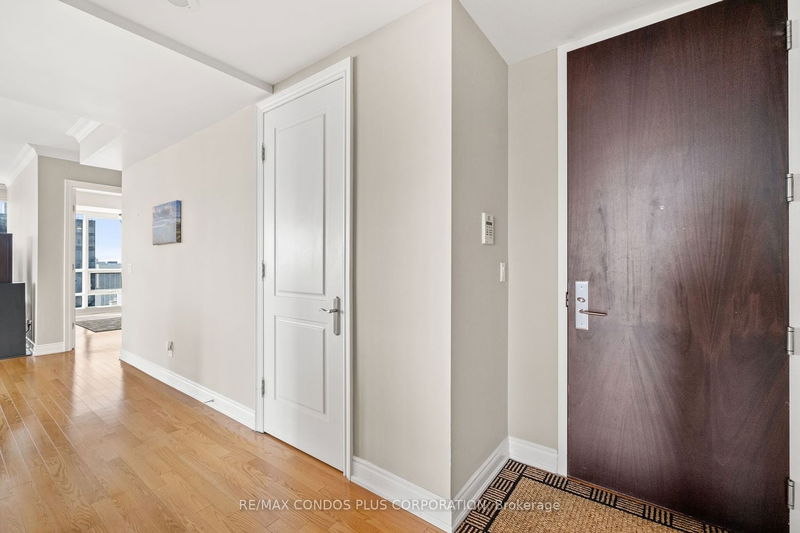 Preview image for 761 Bay St #4405, Toronto