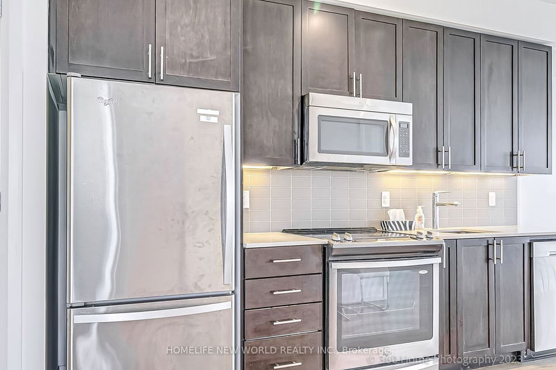 Preview image for 18 Graydon Hall Dr #1103, Toronto