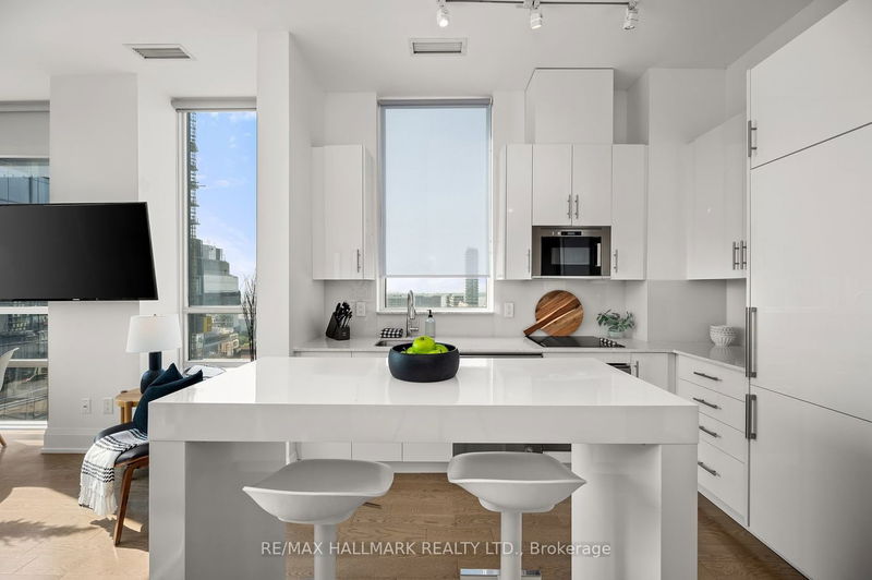 Preview image for 460 Adelaide St E #Ph208, Toronto