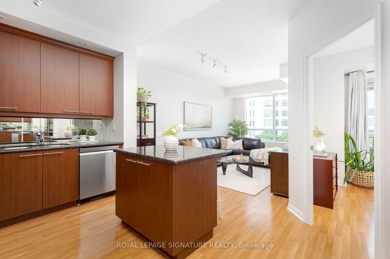 Preview image for 628 Fleet St #326, Toronto