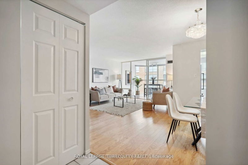 Preview image for 271 Ridley Blvd #703, Toronto