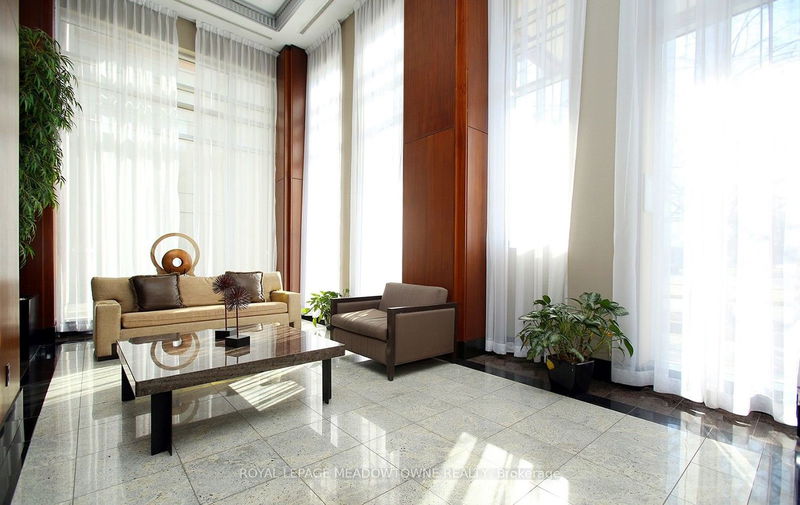 Preview image for 628 Fleet St #916, Toronto