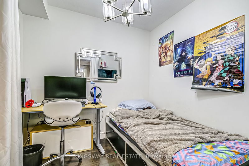 Preview image for 45 Sunrise Ave #906, Toronto