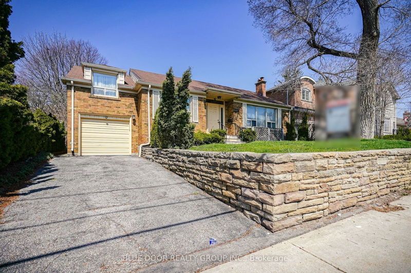 Preview image for 128 York Mills Rd, Toronto