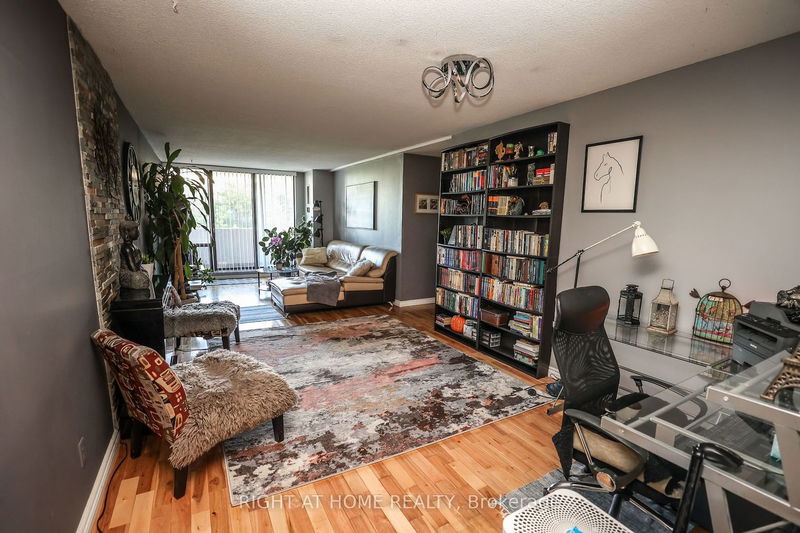 Preview image for 10 Tangreen Crt #506, Toronto