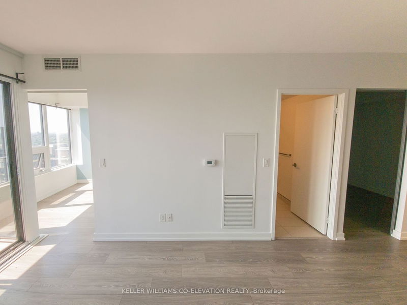 Preview image for 19 Western Battery Rd #3016, Toronto