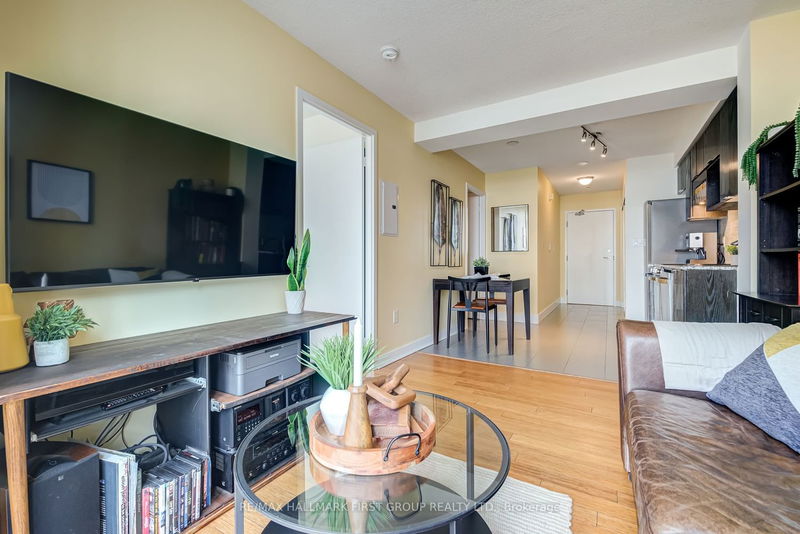 Preview image for 15 Fort York Blvd #1209, Toronto