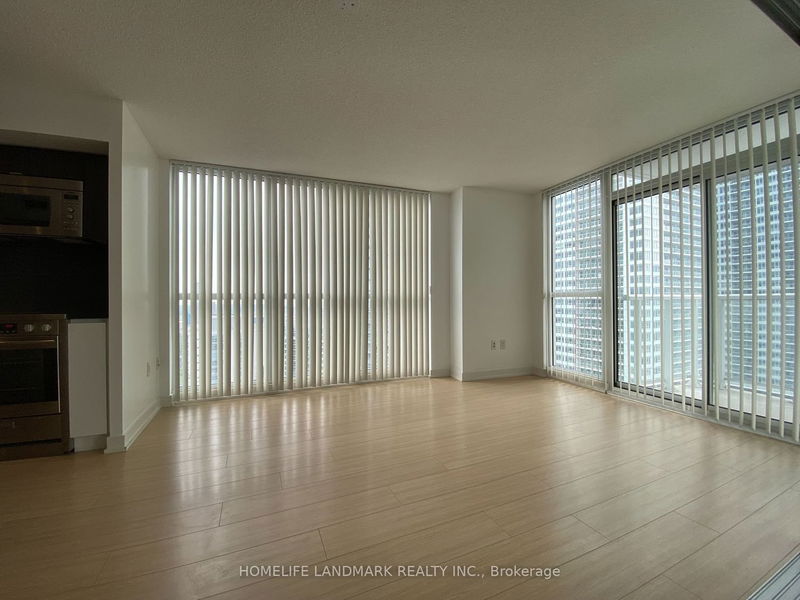 Preview image for 75 Queens Wharf Rd #1708, Toronto