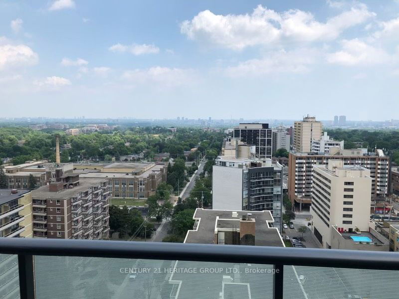 Preview image for 185 Roehampton Ave #1606, Toronto