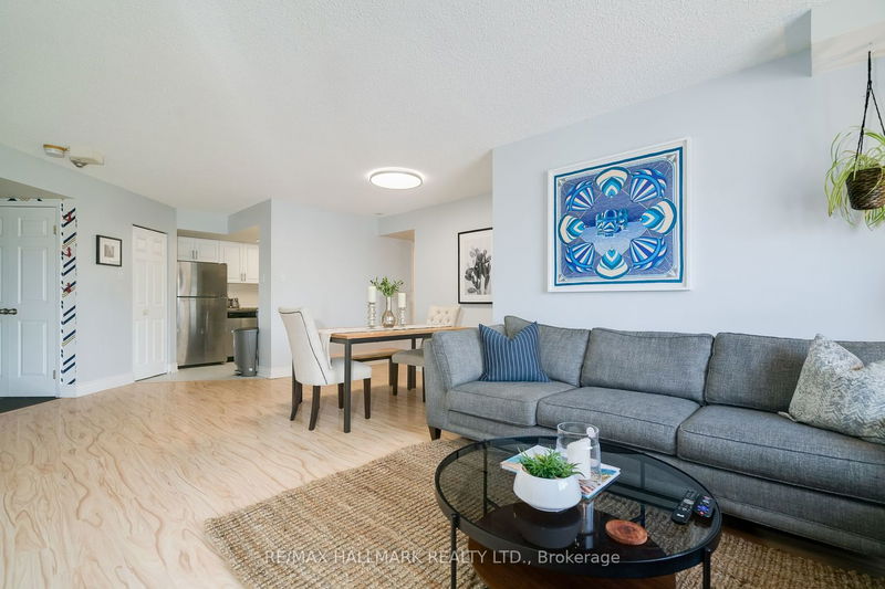 Preview image for 456 College St #319, Toronto