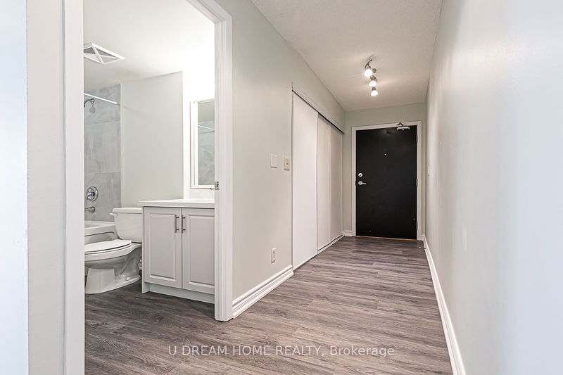 Preview image for 76 Shuter St #706, Toronto