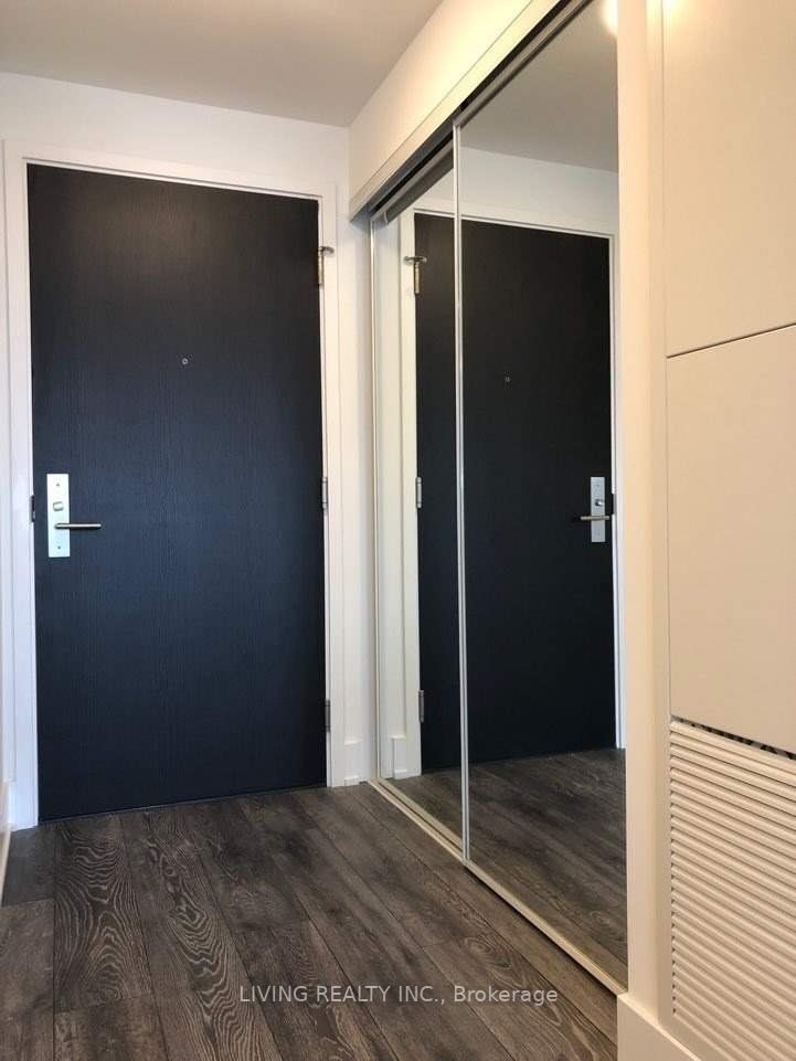 Preview image for 403 Church St #2306, Toronto