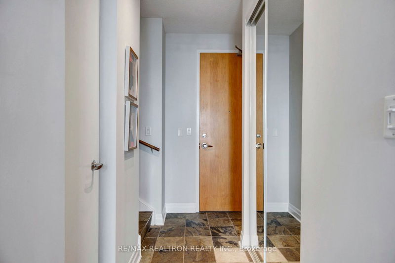 Preview image for 70 Alexander St #Ph1, Toronto