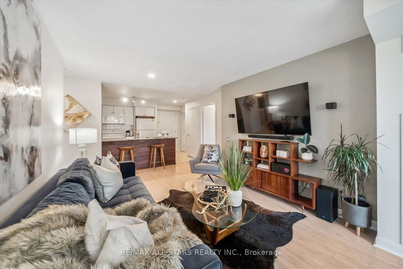 Preview image for 525 Wilson Ave #413, Toronto