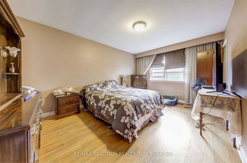 Preview image for 59 Cummer Ave, Toronto