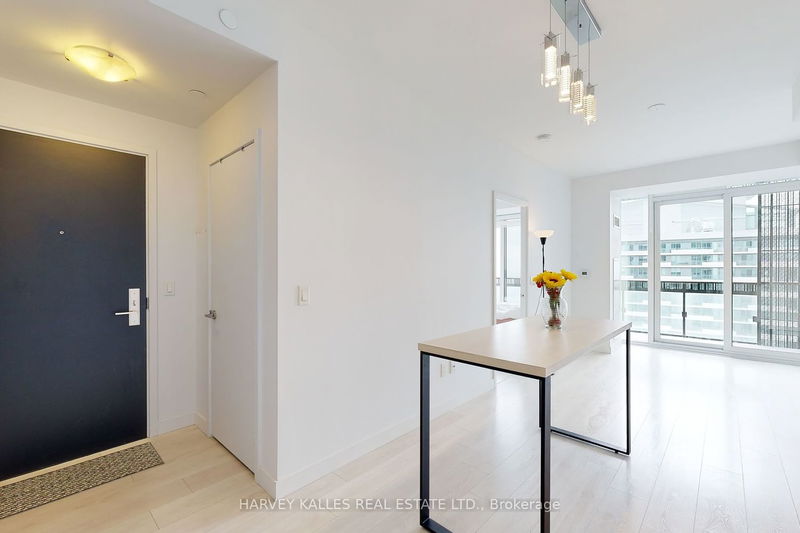 Preview image for 8 Eglinton Ave E #5312, Toronto