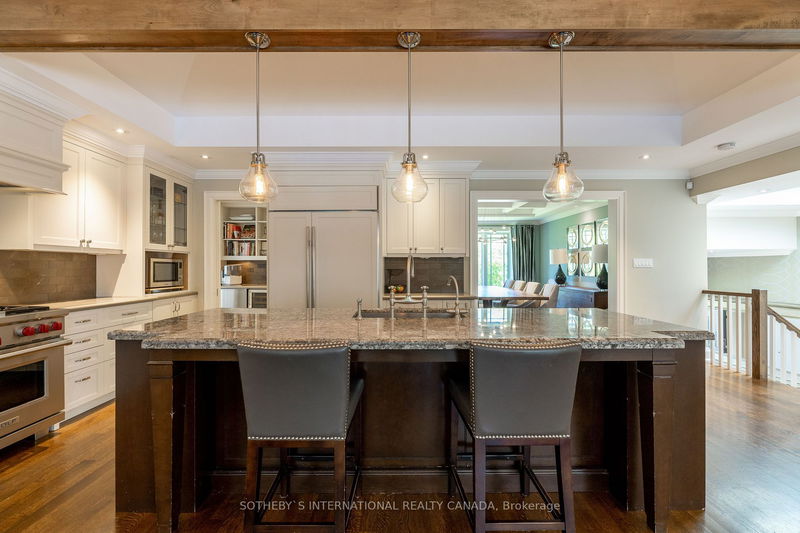 Preview image for 39 Sunnydene Cres, Toronto