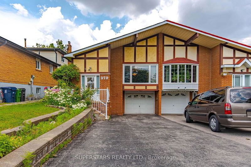 Preview image for 379 Cherokee Blvd, Toronto