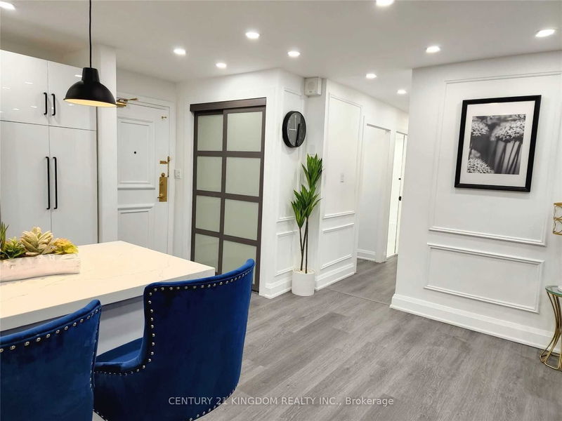 Preview image for 60 Pavane Linkway Way #1804, Toronto
