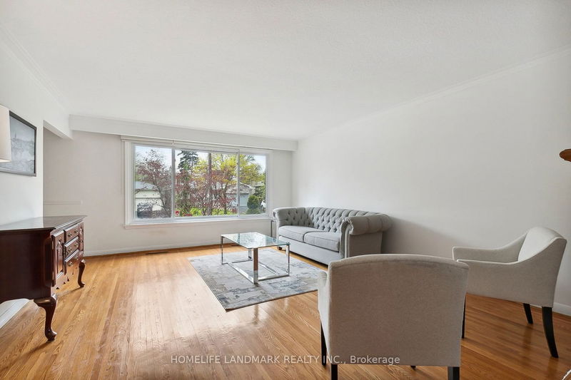 Preview image for 24 Burleigh Heights Dr, Toronto