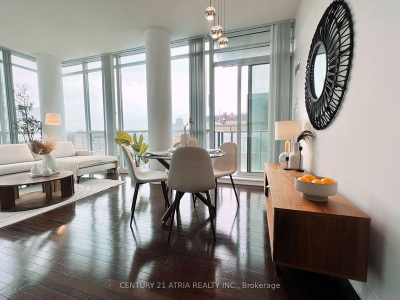 Preview image for 770 Bay St #1212, Toronto